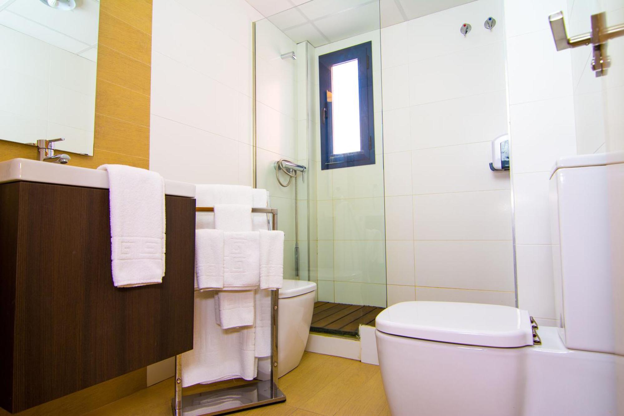 Apartamentos 16:9 Playa Suites Almería Buitenkant foto